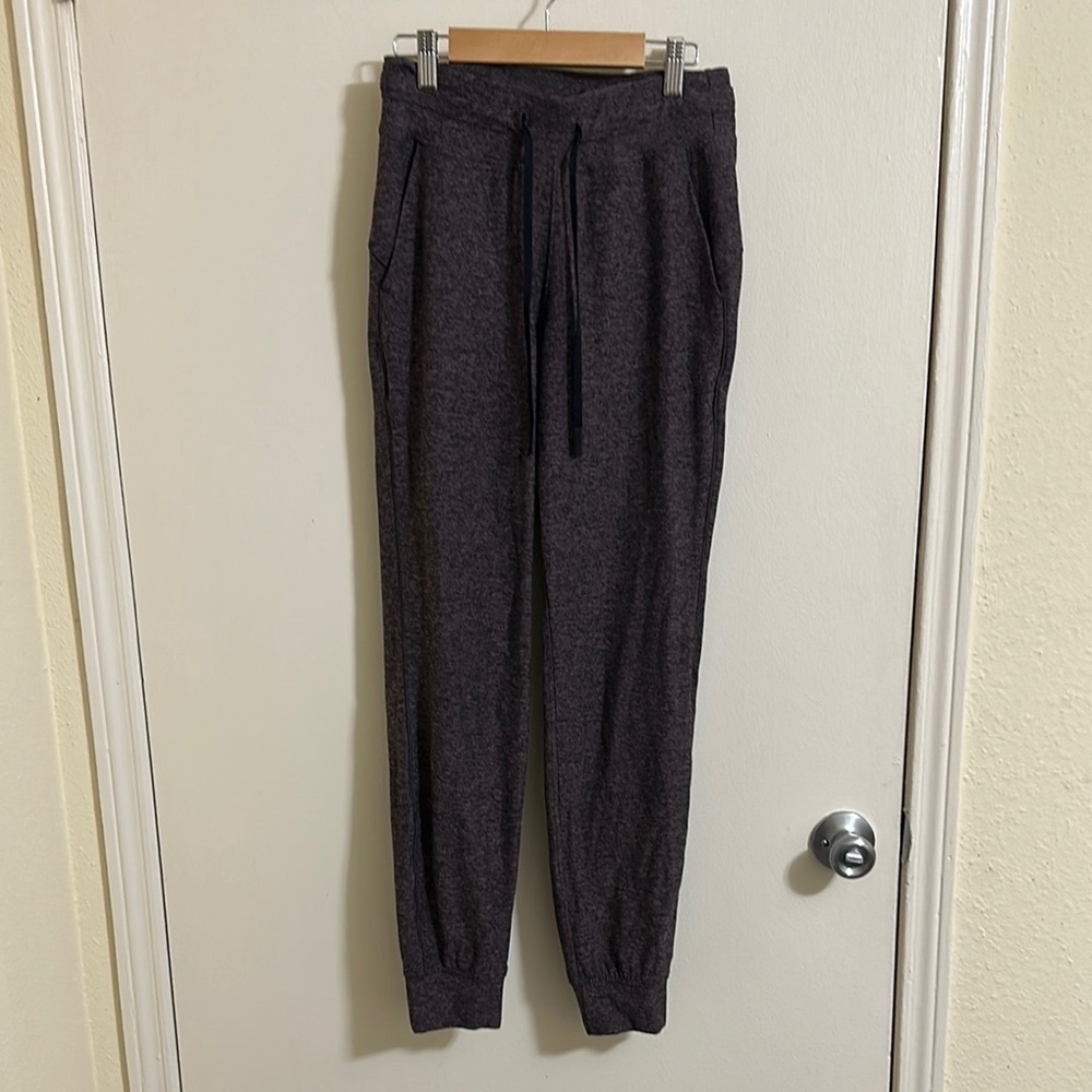 EUC Lululemon Athletic Joggers